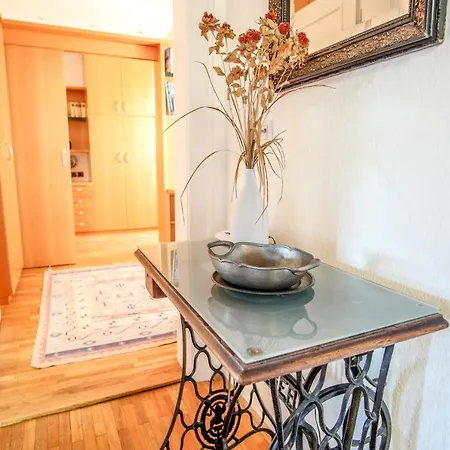 Martys Place With Private Parking Lubiana