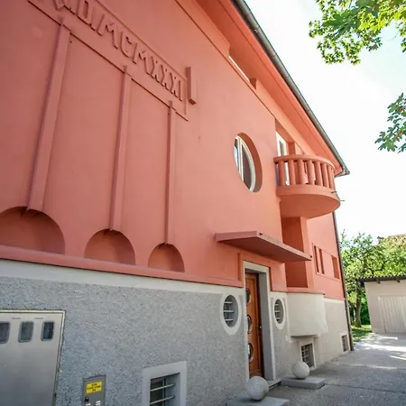 Martys Place With Private Parking * Lubiana
